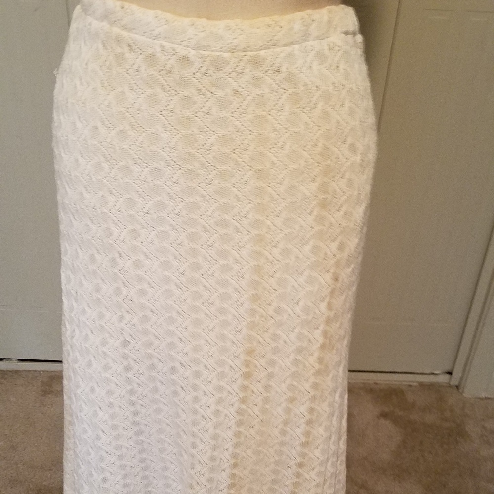Lace maxi